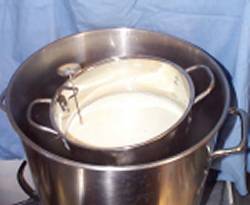Heat treating colostrum in the Weck